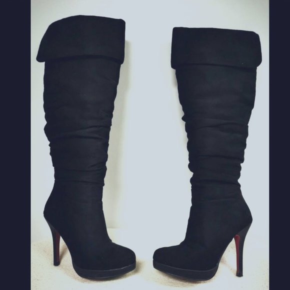 (Over) Knee High Suede Boots - Picture 1 of 5